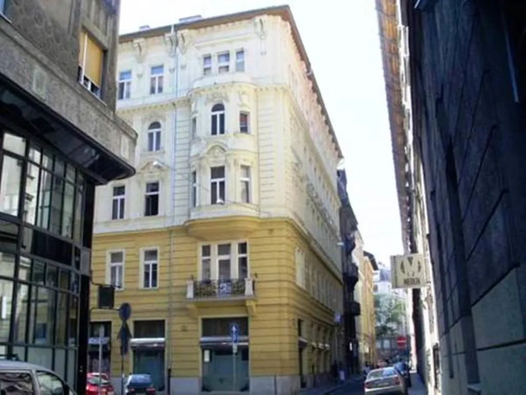 Apartamento Budapest Loft Central Design Home